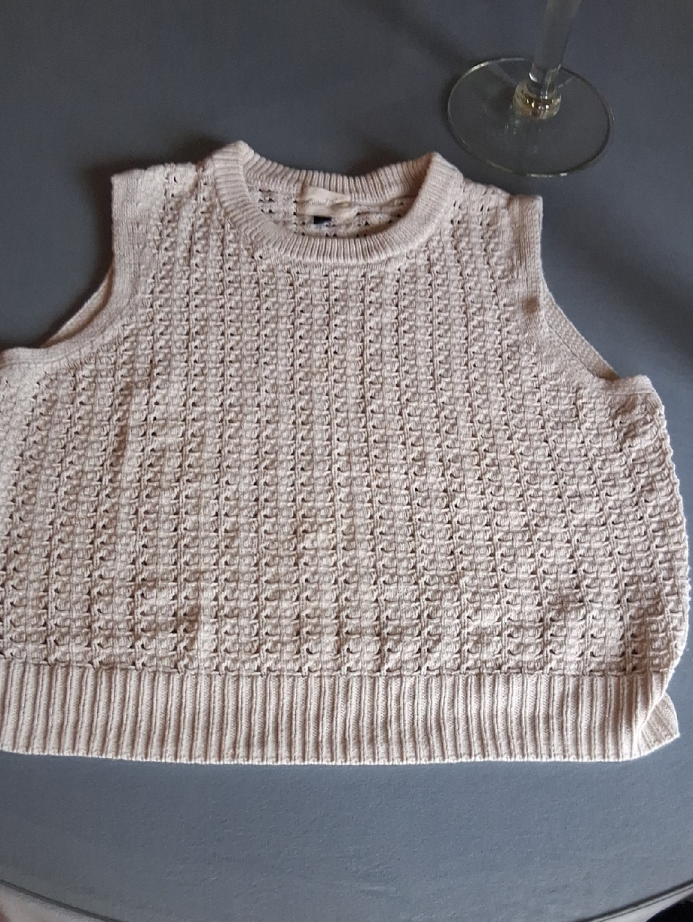 Universal Thread Sleeveless Knit Crewneck Sweater in Light Beige
